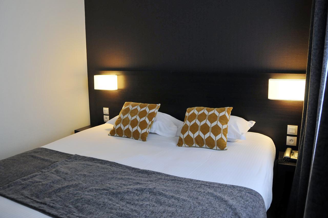 Hotel Des Quatrans Caen Ngoại thất bức ảnh