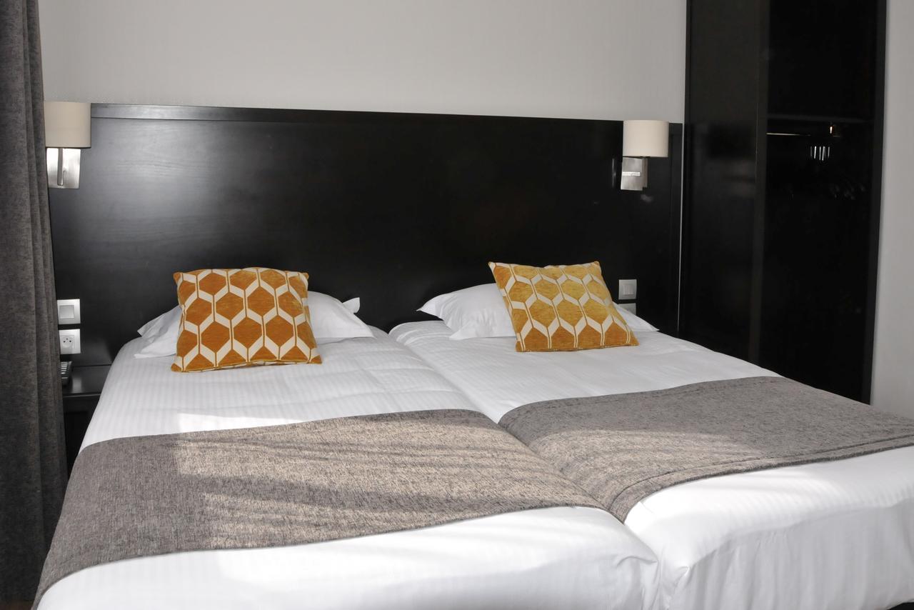 Hotel Des Quatrans Caen Ngoại thất bức ảnh