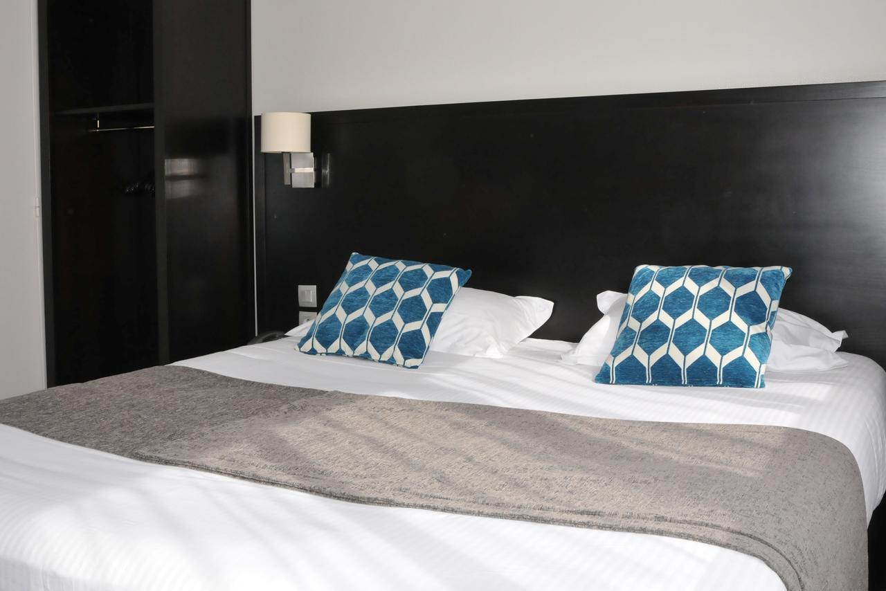 Hotel Des Quatrans Caen Ngoại thất bức ảnh
