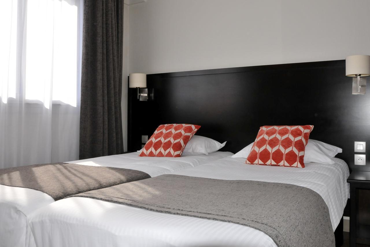Hotel Des Quatrans Caen Ngoại thất bức ảnh